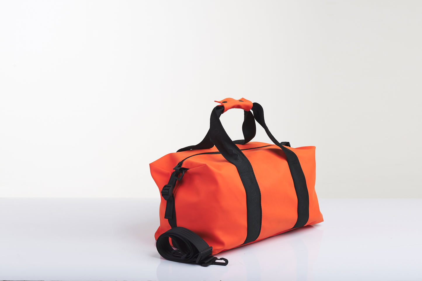 WEEKEND BAG