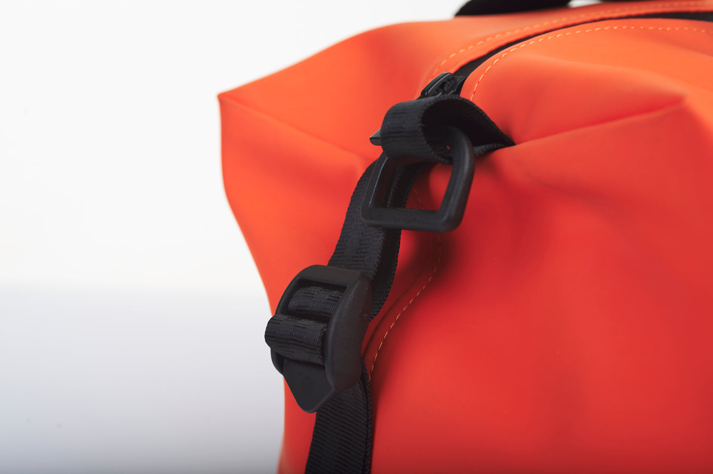 WEEKEND BAG